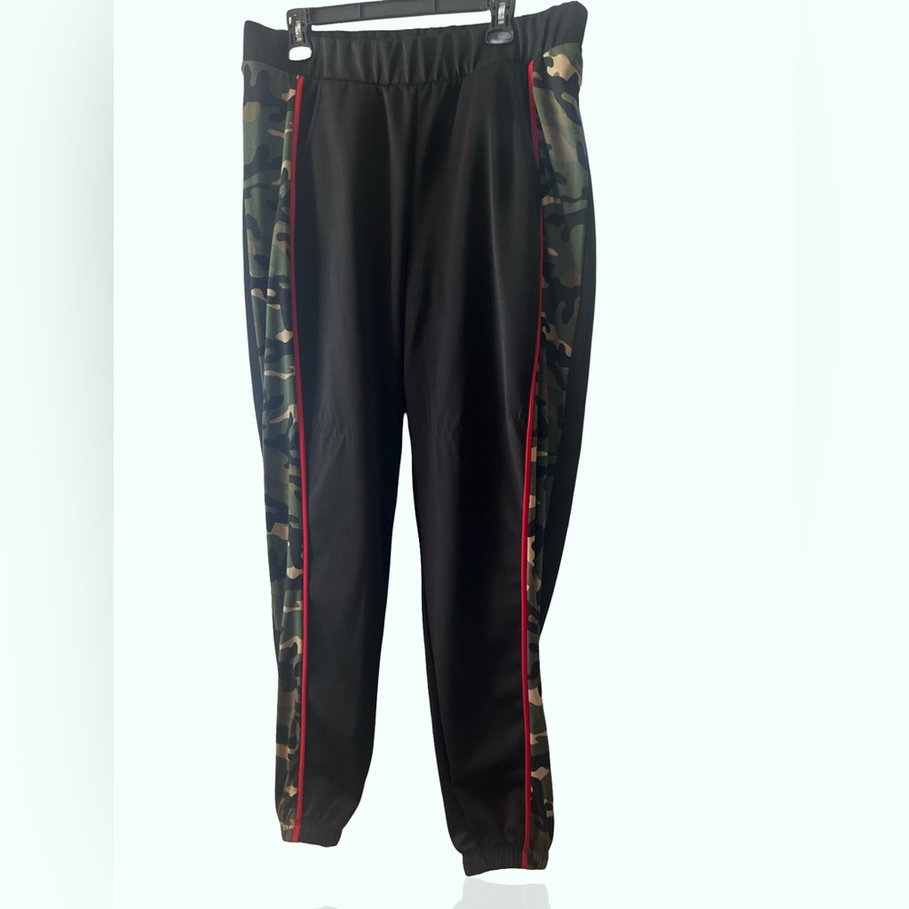 Ashley Stewart Black and Green Sweatpants with Sporty Design
